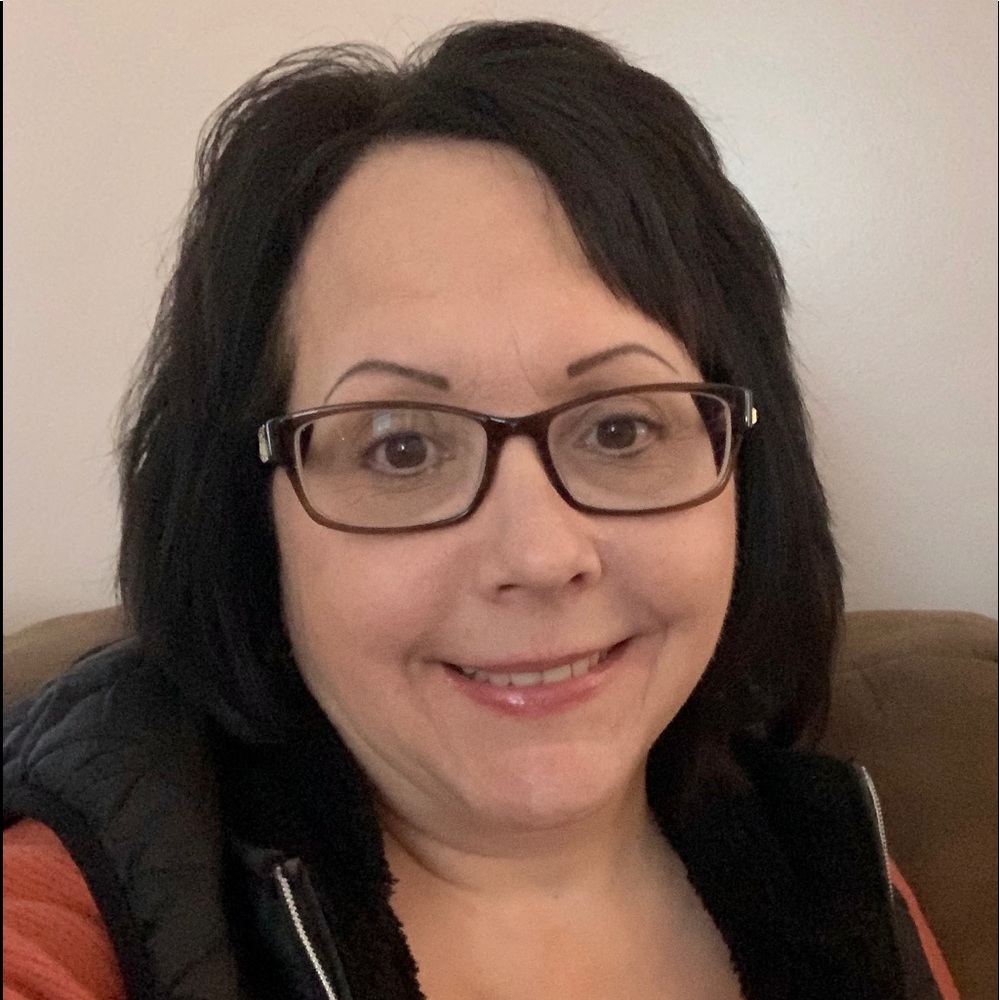 Meet your Posher, Caroline